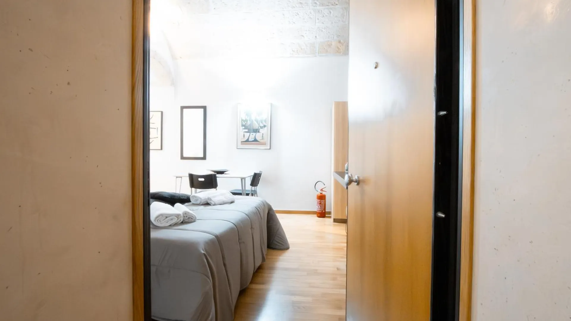 Roka Apartment Bari Italia