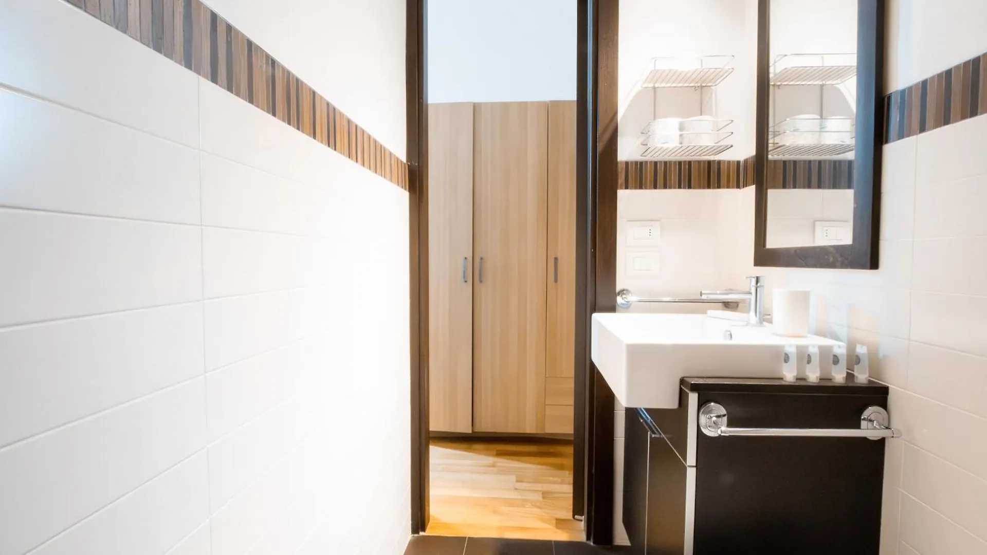 Roka Apartment Bari Italia