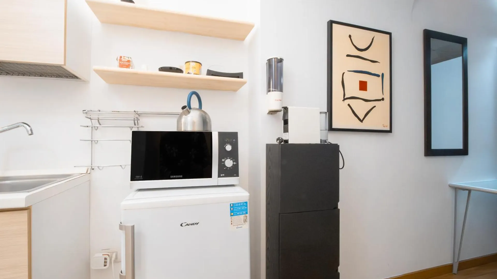 Roka Apartment Bari Italia